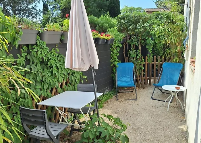 Et Calme Les Avignon Entree Et Cour Independantes Climatisation Piscine Parking Apartamento